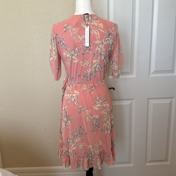 NWT Sanctuary pink floral wrap dress - Picture 7 of 10